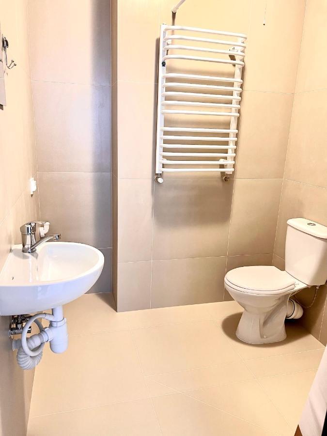 Osapart Hotel In A Complex Semycvit 2 Lviv Kültér fotó