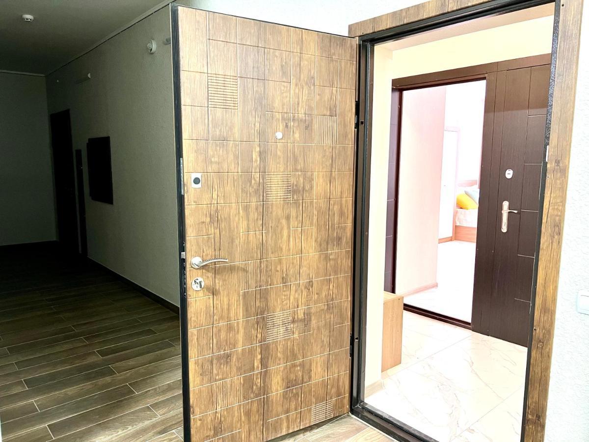 Osapart Hotel In A Complex Semycvit 2 Lviv Kültér fotó