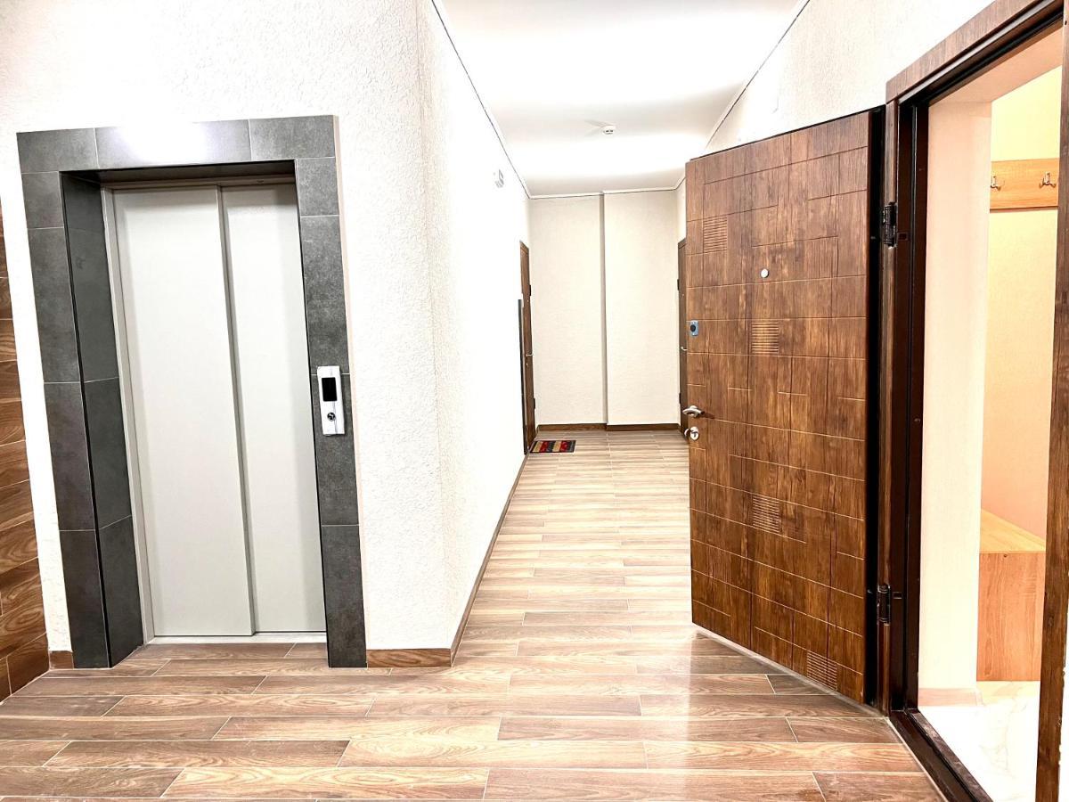 Osapart Hotel In A Complex Semycvit 2 Lviv Kültér fotó